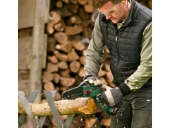 Bosch Akku-Gehölzschneider EasyChain 18 V-15-7 inkl. 2,5 Ah-Akku Ladegerät