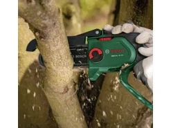 Bosch Akku-Gehölzschneider EasyChain 18 V-15-7 inkl. 2,5 Ah-Akku Ladegerät