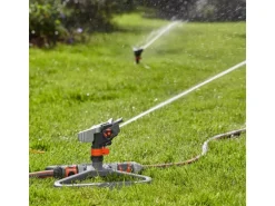 Gardena Rasensprenger Premium mit Schlitten