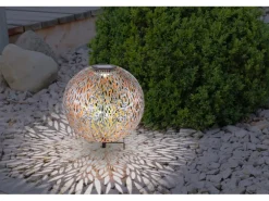 Globo LED-Solaraußenleuchte mit Ornamentkugel und Erdspieß