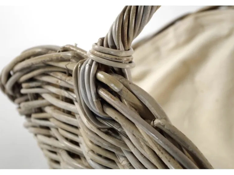 Kobolo Kaminholzkorb Kubu grey aus Rattan mit Henkel und Leinen