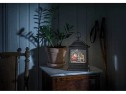 Konstsmide LED Schneelaterne Weihnachtsmann im Schlitten 1 LED Warmweiß