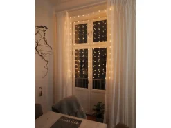 Konstsmide LED-Lichtervorhang mit 120 Sterne und 120 Bernsteinfarbenen Dioden