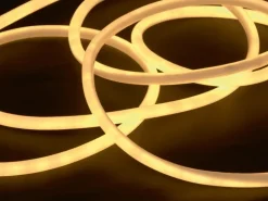 LED-Lichtschlauch 120 LEDs 6 m Warmweiß