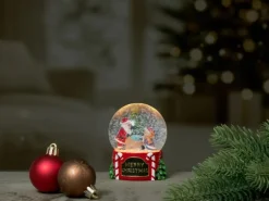 LED-Schneekugel Weihnachten Polyresin 4-fach sortiert