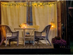 Näve LED-Lichterkette Röschen mit Blüten und Blättern