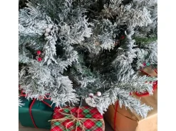 Svita Weihnachtsbaum Künstlich Schnee Mit Tannenzapfen Und Beeren 661 Zweig-Spitzen Inkl. Ständer Luvi-Nadeln 180cm